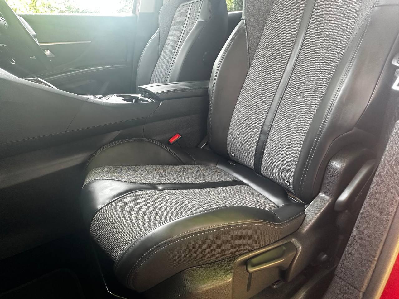 Peugeot 3008 1.2 PureTech Allure SUV 5dr Petrol EAT Euro 6 (s/s) (130 ps)