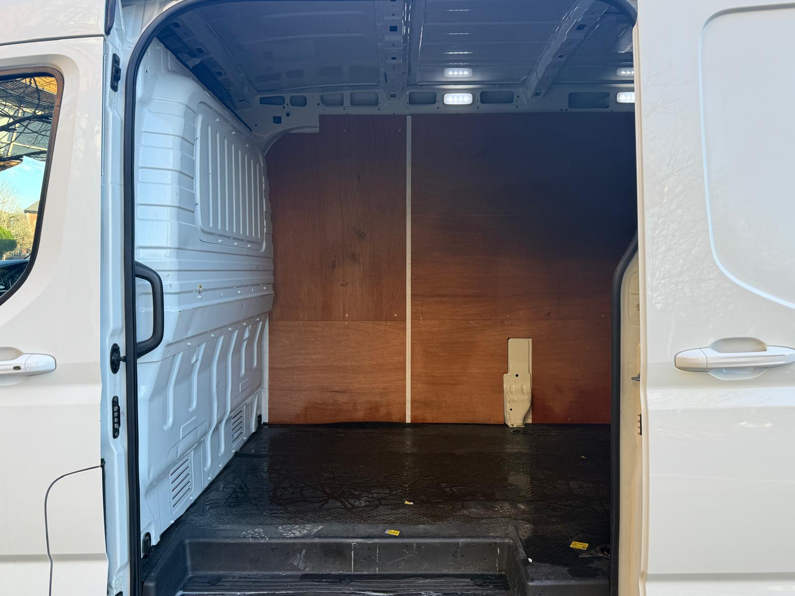 MAXUS Deliver 9 2.0 D20 LUX Panel Van 5dr Diesel Manual RWD L3 H2 Euro 6 (s/s) (163 ps)