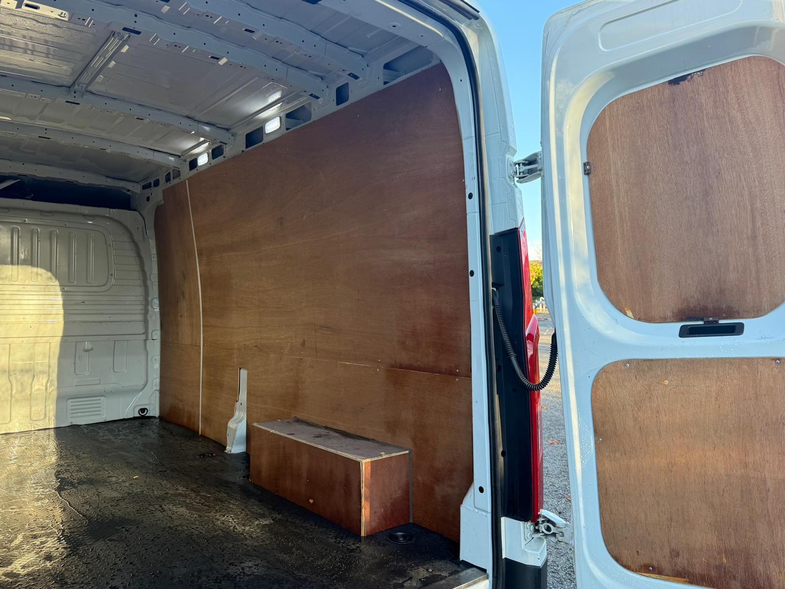 MAXUS Deliver 9 2.0 D20 LUX Panel Van 5dr Diesel Manual RWD L3 H2 Euro 6 (s/s) (163 ps)