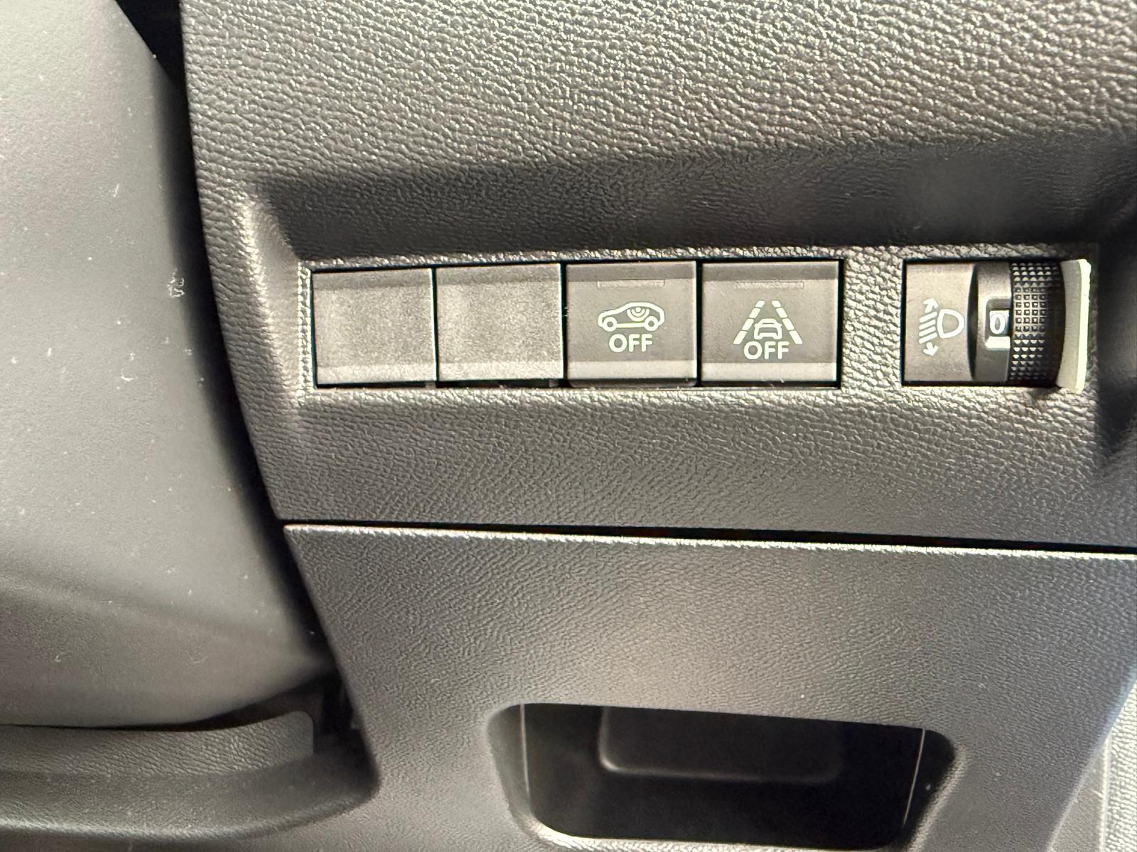 Peugeot 208 1.2 PureTech Allure Hatchback 5dr Petrol Manual Euro 6 (s/s) (100 ps)
