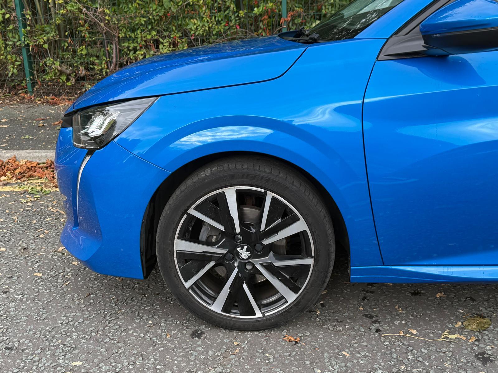 Peugeot 208 1.2 PureTech Allure Hatchback 5dr Petrol Manual Euro 6 (s/s) (100 ps)