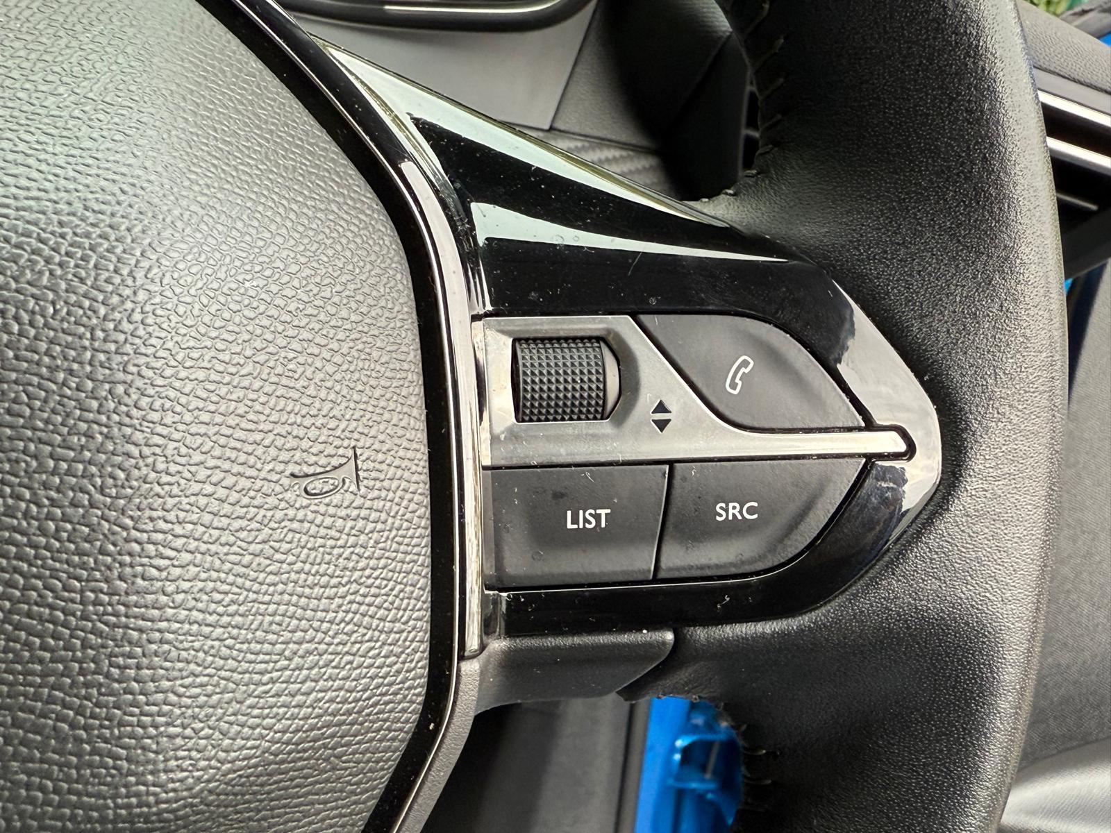 Peugeot 208 1.2 PureTech Allure Hatchback 5dr Petrol Manual Euro 6 (s/s) (100 ps)