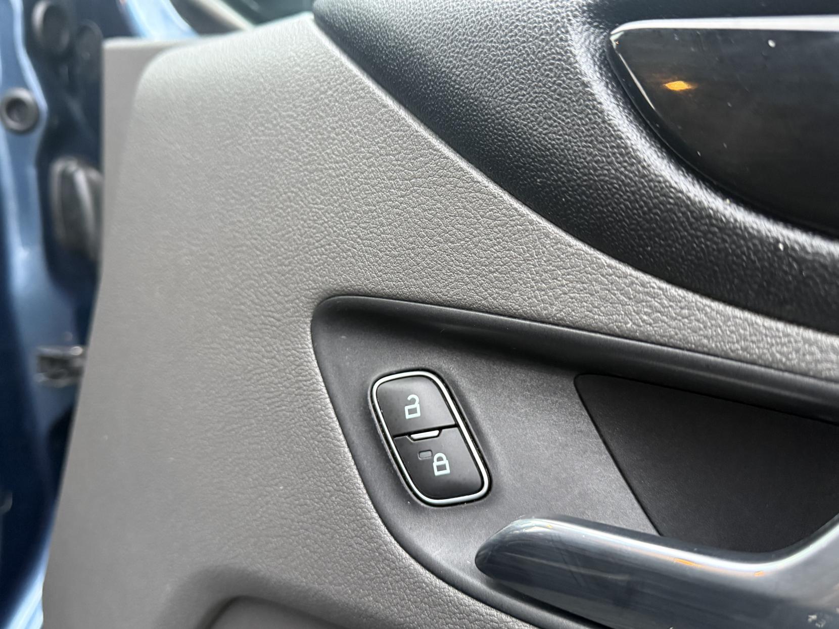 Ford Transit Custom 2.0 280 EcoBlue Limited Panel Van 5dr Diesel Manual L1 H1 Euro 6 (130 ps)