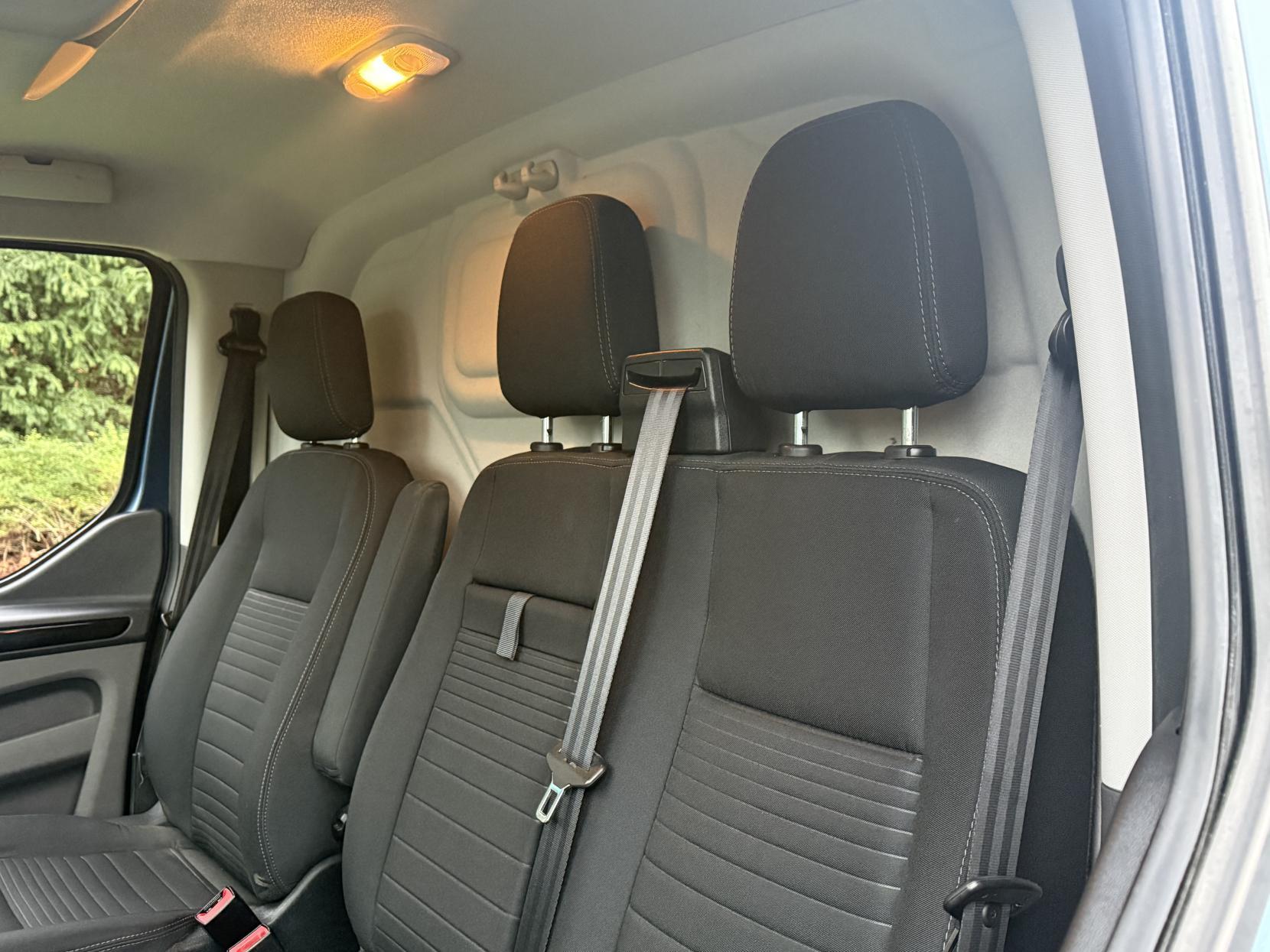 Ford Transit Custom 2.0 280 EcoBlue Limited Panel Van 5dr Diesel Manual L1 H1 Euro 6 (130 ps)