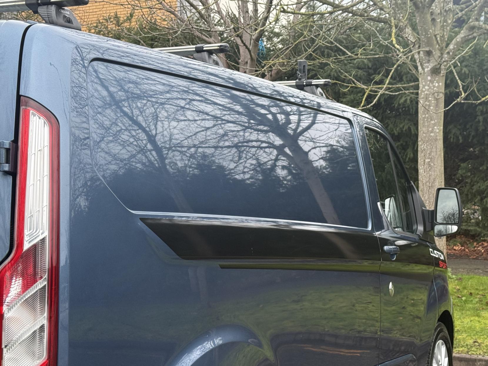 Ford Transit Custom 2.0 280 EcoBlue Limited Panel Van 5dr Diesel Manual L1 H1 Euro 6 (130 ps)