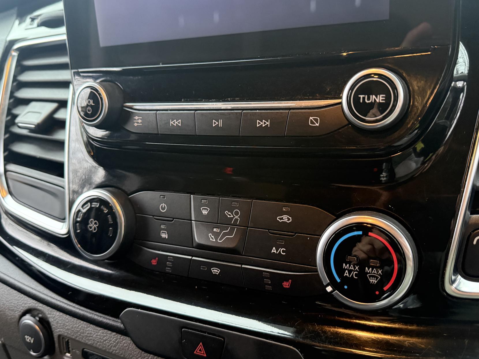 Ford Transit Custom 2.0 280 EcoBlue Limited Panel Van 5dr Diesel Manual L1 H1 Euro 6 (130 ps)