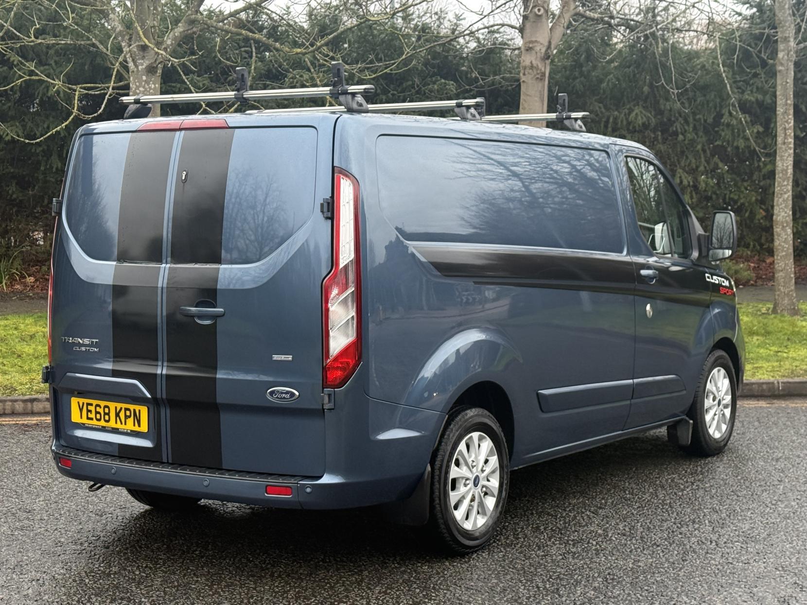 Ford Transit Custom 2.0 280 EcoBlue Limited Panel Van 5dr Diesel Manual L1 H1 Euro 6 (130 ps)
