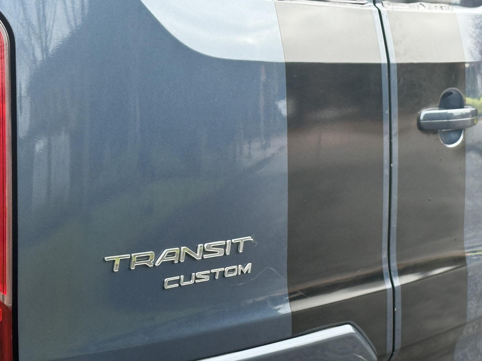 Ford Transit Custom 2.0 280 EcoBlue Limited Panel Van 5dr Diesel Manual L1 H1 Euro 6 (130 ps)