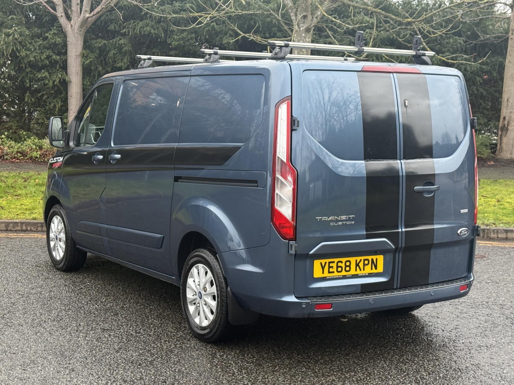 Ford Transit Custom 2.0 280 EcoBlue Limited Panel Van 5dr Diesel Manual L1 H1 Euro 6 (130 ps)
