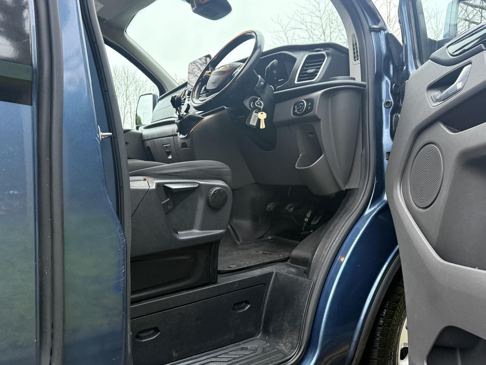 Ford Transit Custom 2.0 280 EcoBlue Limited Panel Van 5dr Diesel Manual L1 H1 Euro 6 (130 ps)