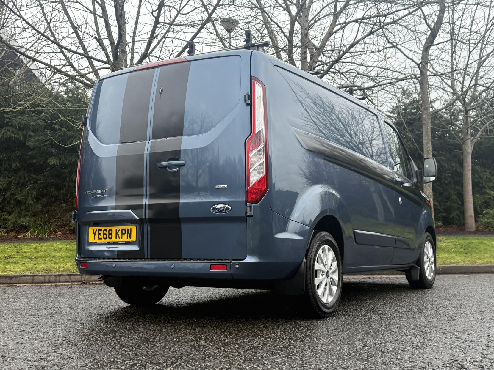 Ford Transit Custom 2.0 280 EcoBlue Limited Panel Van 5dr Diesel Manual L1 H1 Euro 6 (130 ps)