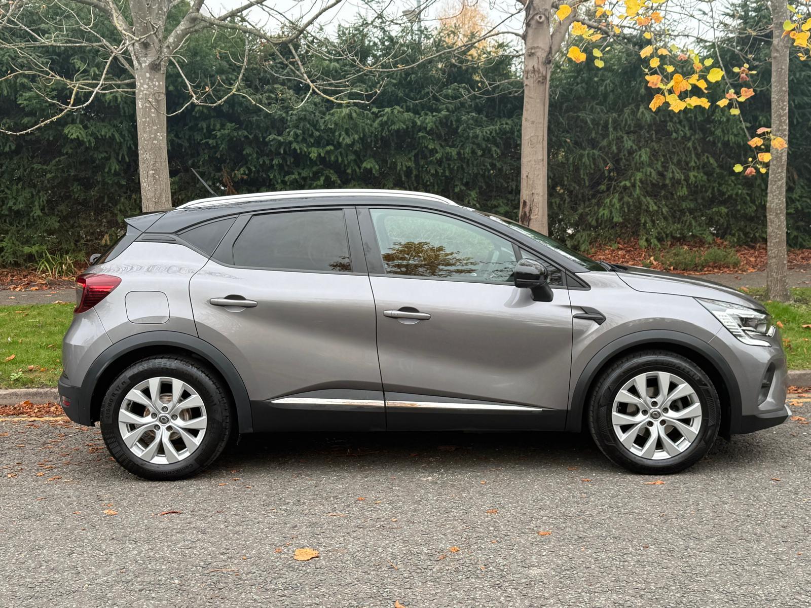 Renault Captur 1.5 Blue dCi Iconic SUV 5dr Diesel Manual Euro 6 (s/s) (95 ps)
