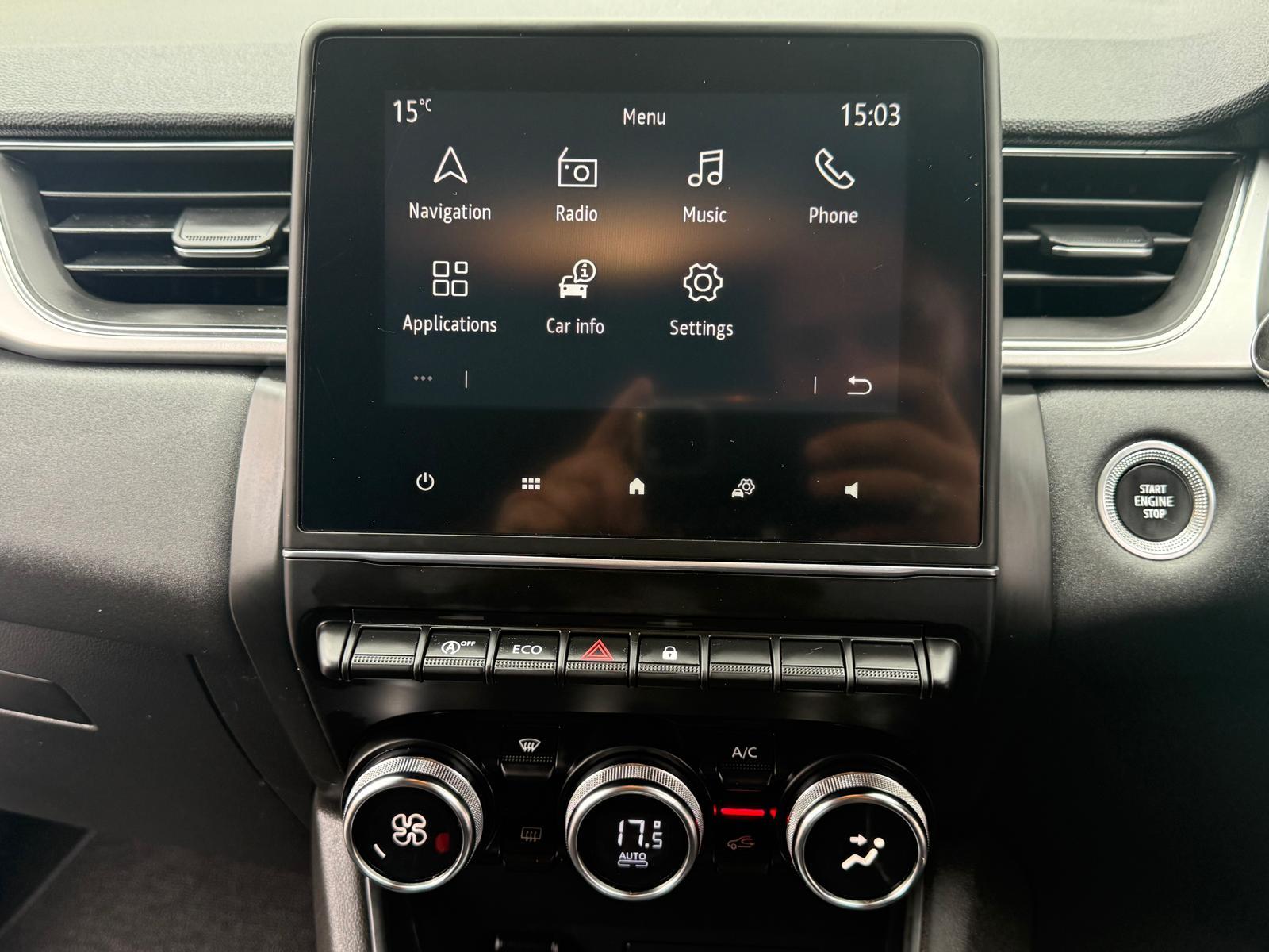 Renault Captur 1.5 Blue dCi Iconic SUV 5dr Diesel Manual Euro 6 (s/s) (95 ps)