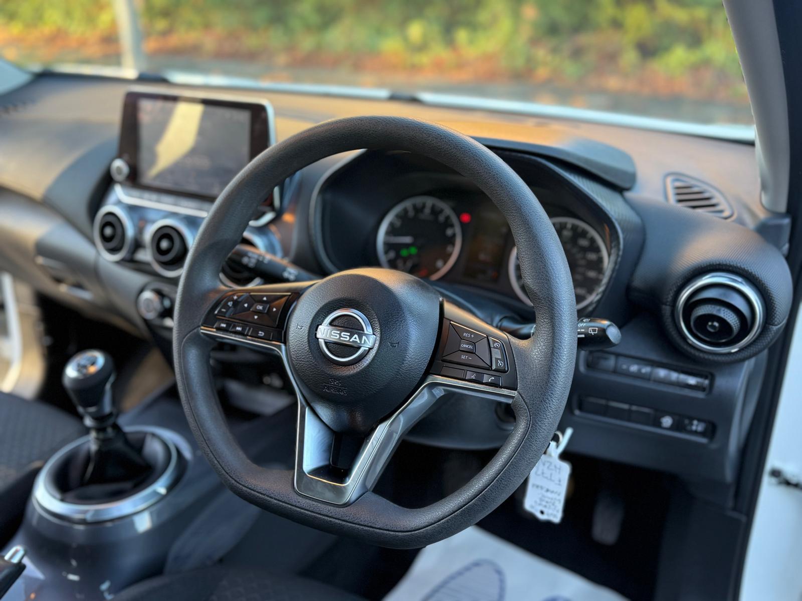 Nissan Juke 1.0 DIG-T Acenta SUV 5dr Petrol Manual Euro 6 (s/s) (114 ps)