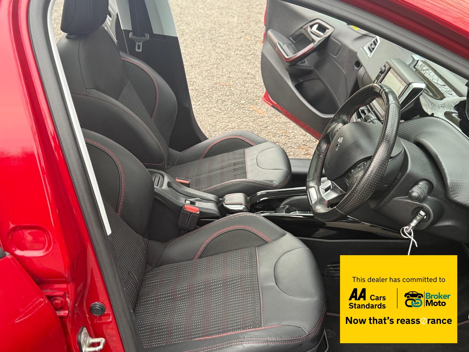 Peugeot 2008 1.2 GT Line SUV (2016 - 2020)