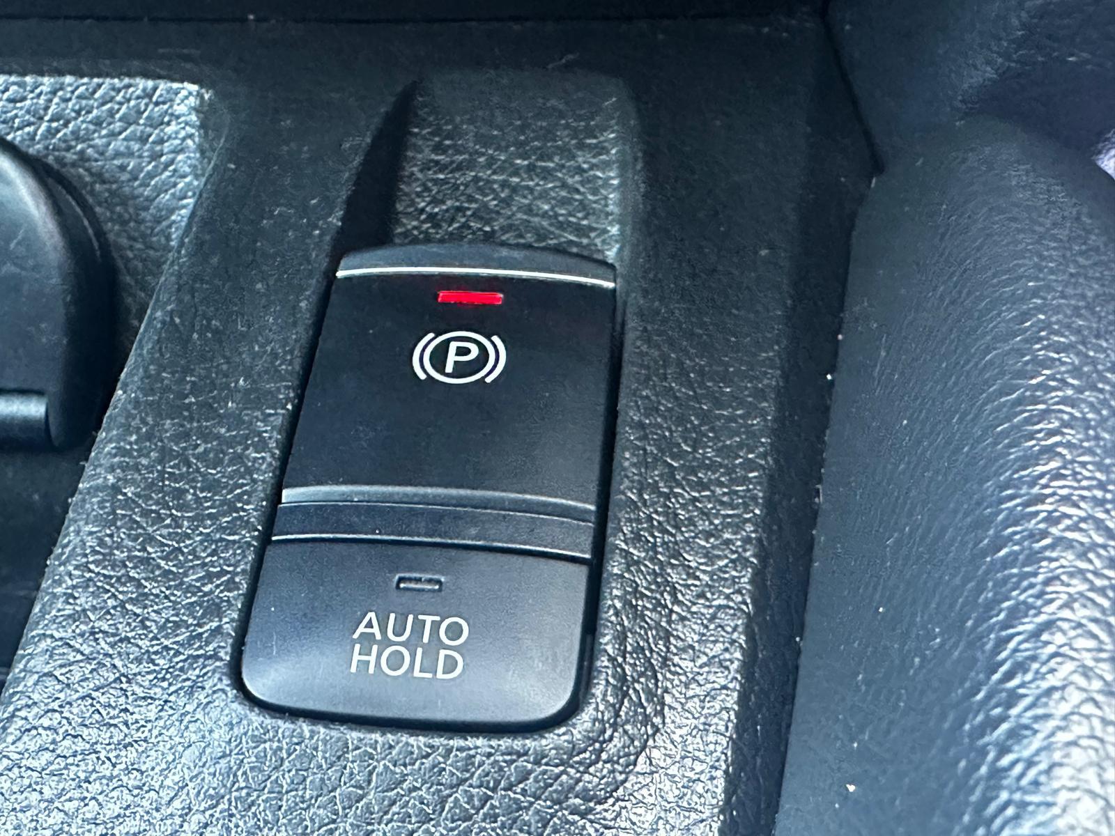 Nissan Qashqai 1.2 DIG-T N-Connecta SUV 5dr Petrol Manual Euro 6 (s/s) (115 ps)