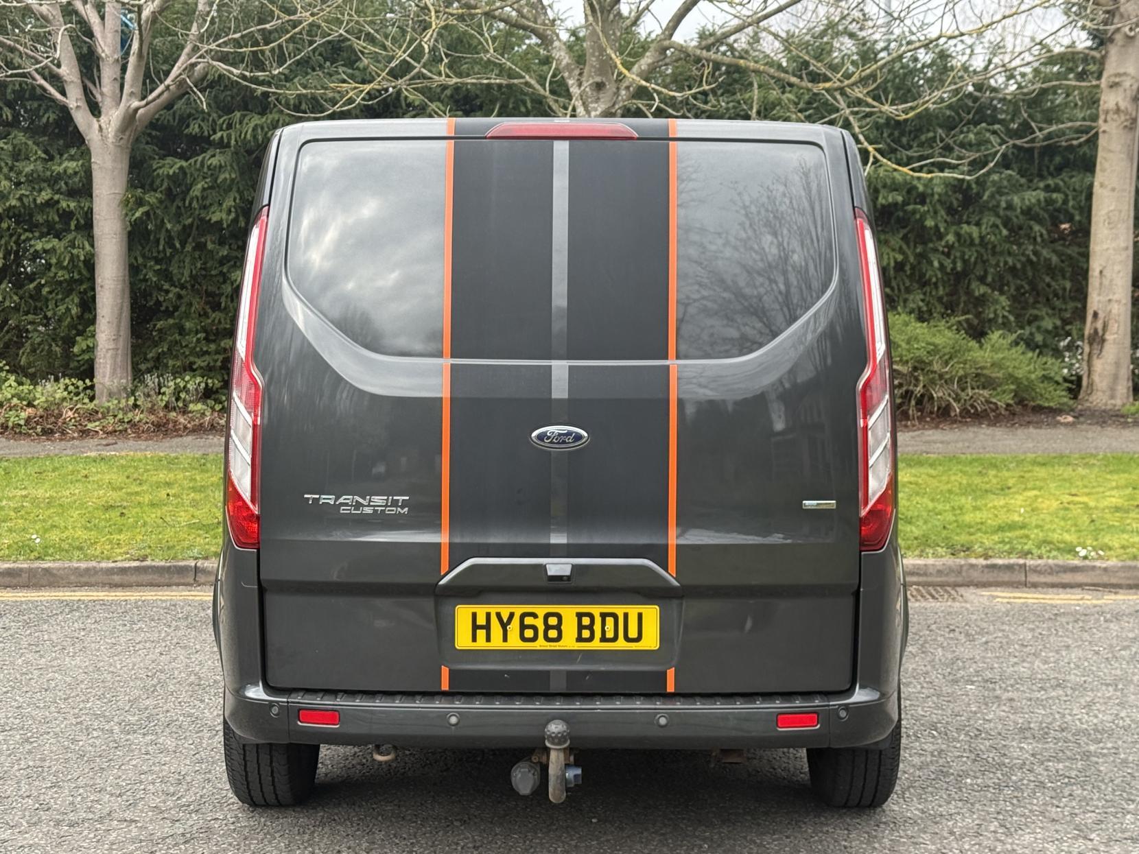 Ford Transit Custom 2.0 310 EcoBlue Sport Crew Van Double Cab 6dr Diesel Auto L1 H1 Euro 6 (s/s) (5 Seat) (170 ps)