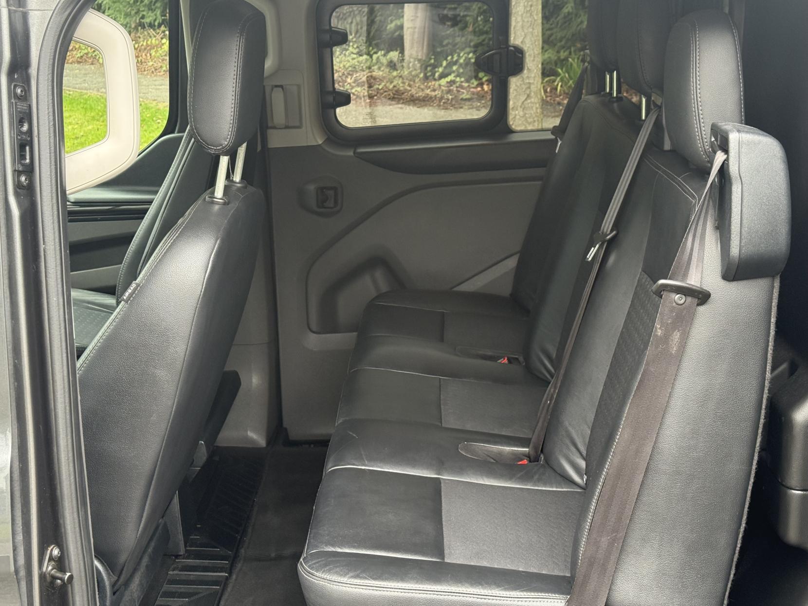 Ford Transit Custom 2.0 310 EcoBlue Sport Crew Van Double Cab 6dr Diesel Auto L1 H1 Euro 6 (s/s) (5 Seat) (170 ps)