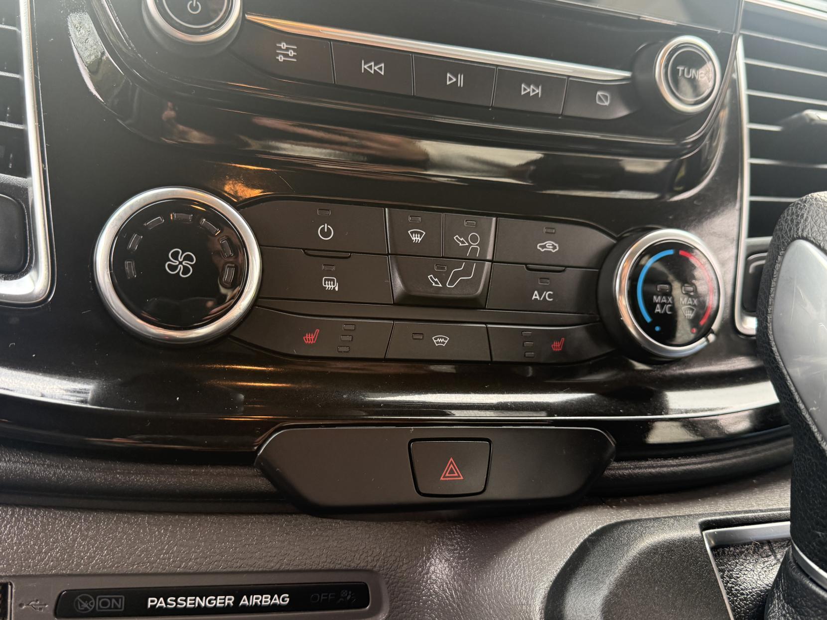 Ford Transit Custom 2.0 310 EcoBlue Sport Crew Van Double Cab 6dr Diesel Auto L1 H1 Euro 6 (s/s) (5 Seat) (170 ps)