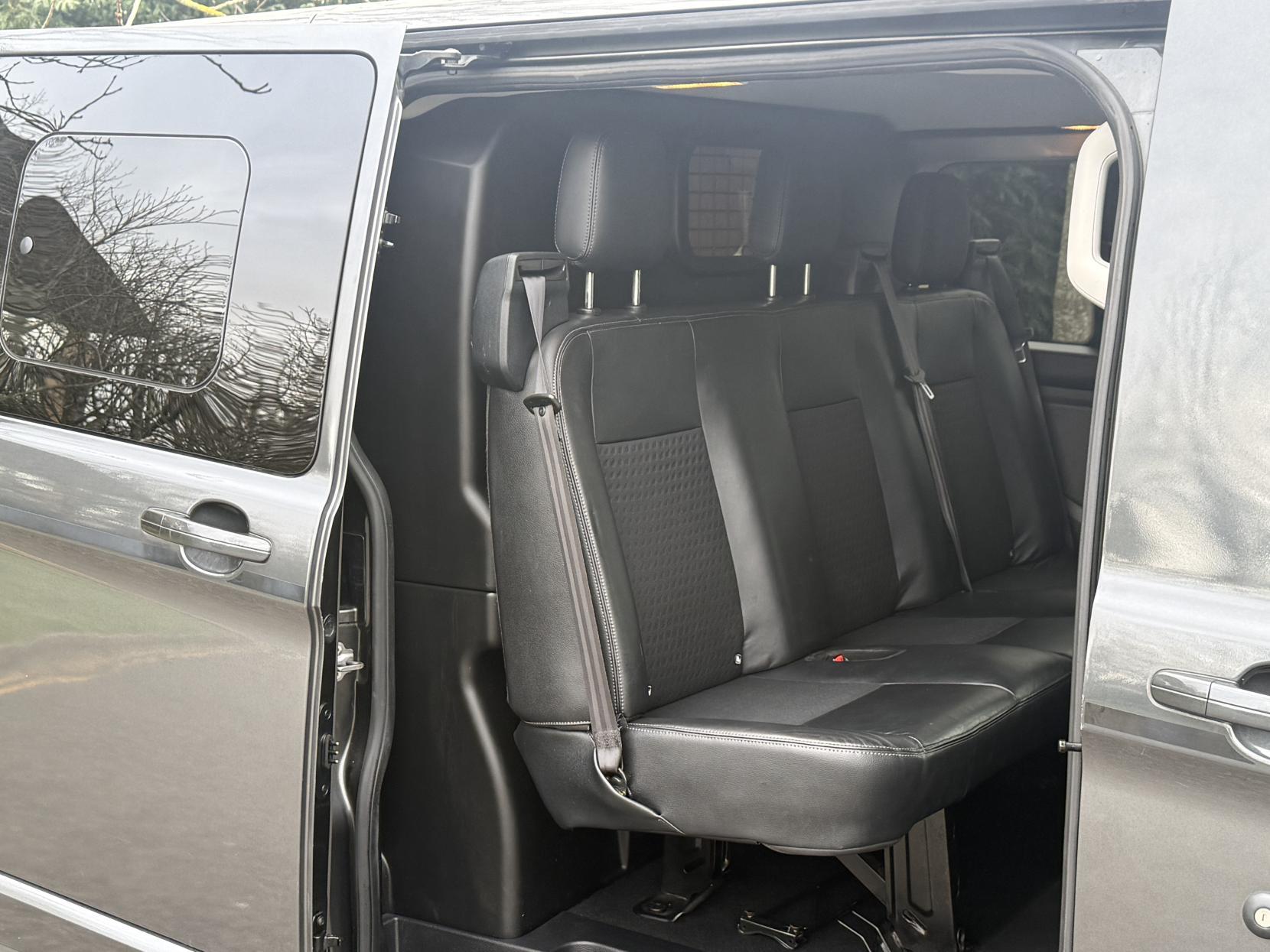 Ford Transit Custom 2.0 310 EcoBlue Sport Crew Van Double Cab 6dr Diesel Auto L1 H1 Euro 6 (s/s) (5 Seat) (170 ps)