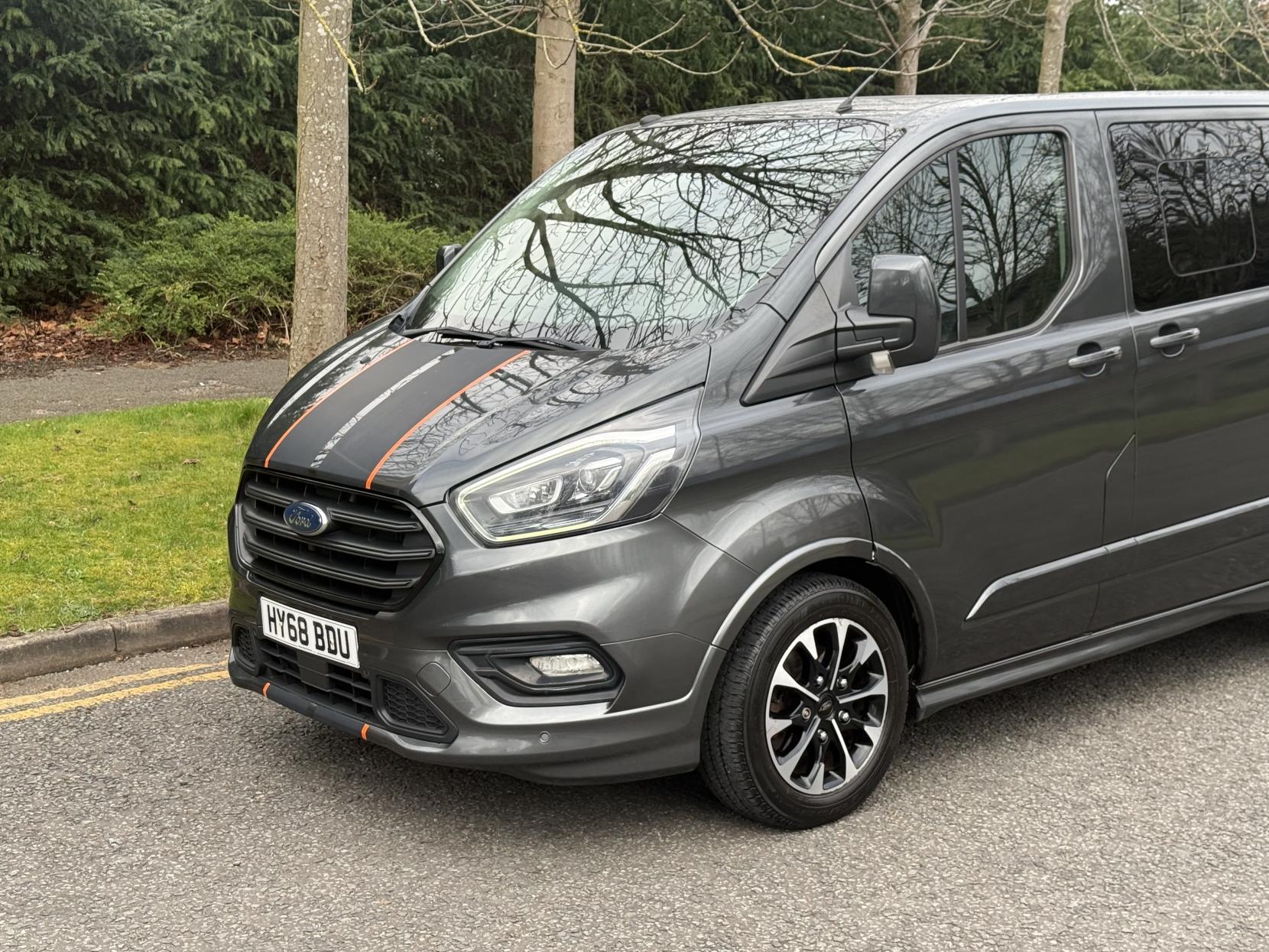 Ford Transit Custom 2.0 310 EcoBlue Sport Crew Van Double Cab 6dr Diesel Auto L1 H1 Euro 6 (s/s) (5 Seat) (170 ps)