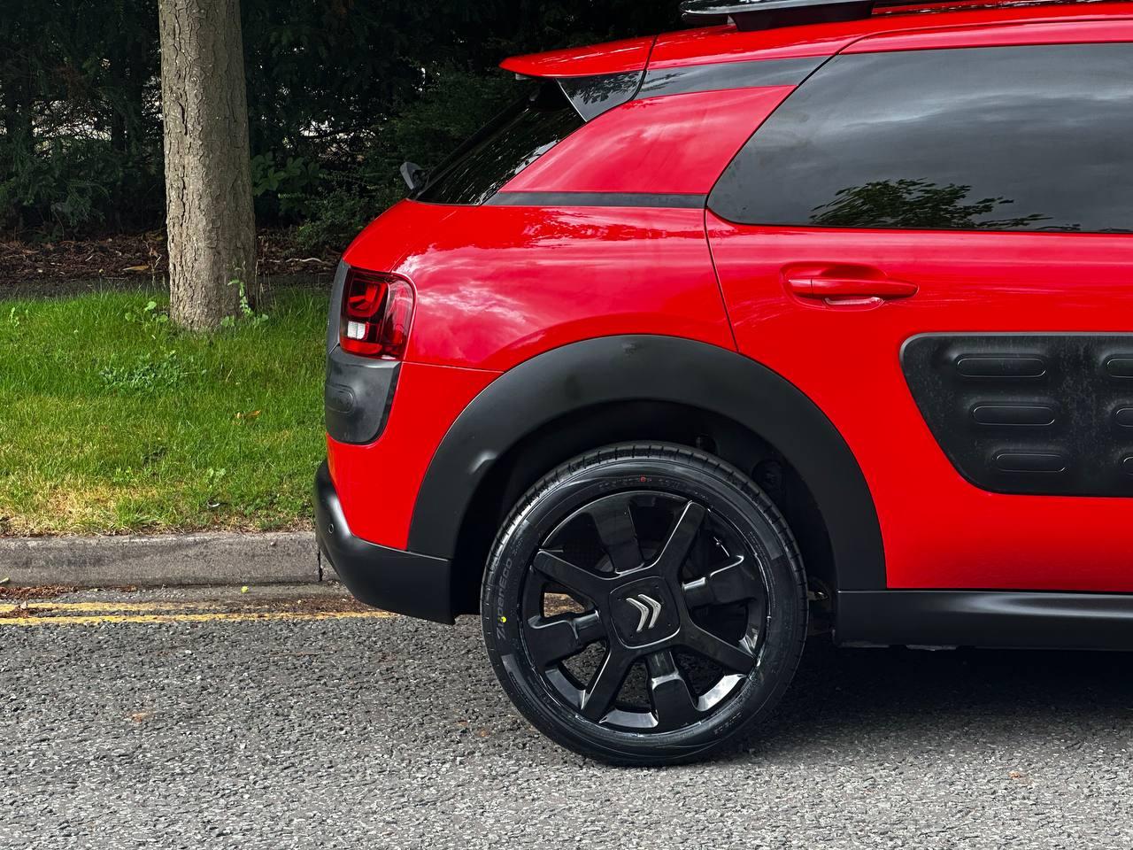 Citroen C4 Cactus 1.2 PureTech Flair Hatchback 5dr Petrol Manual Euro 6 (Euro 6) (82 ps)