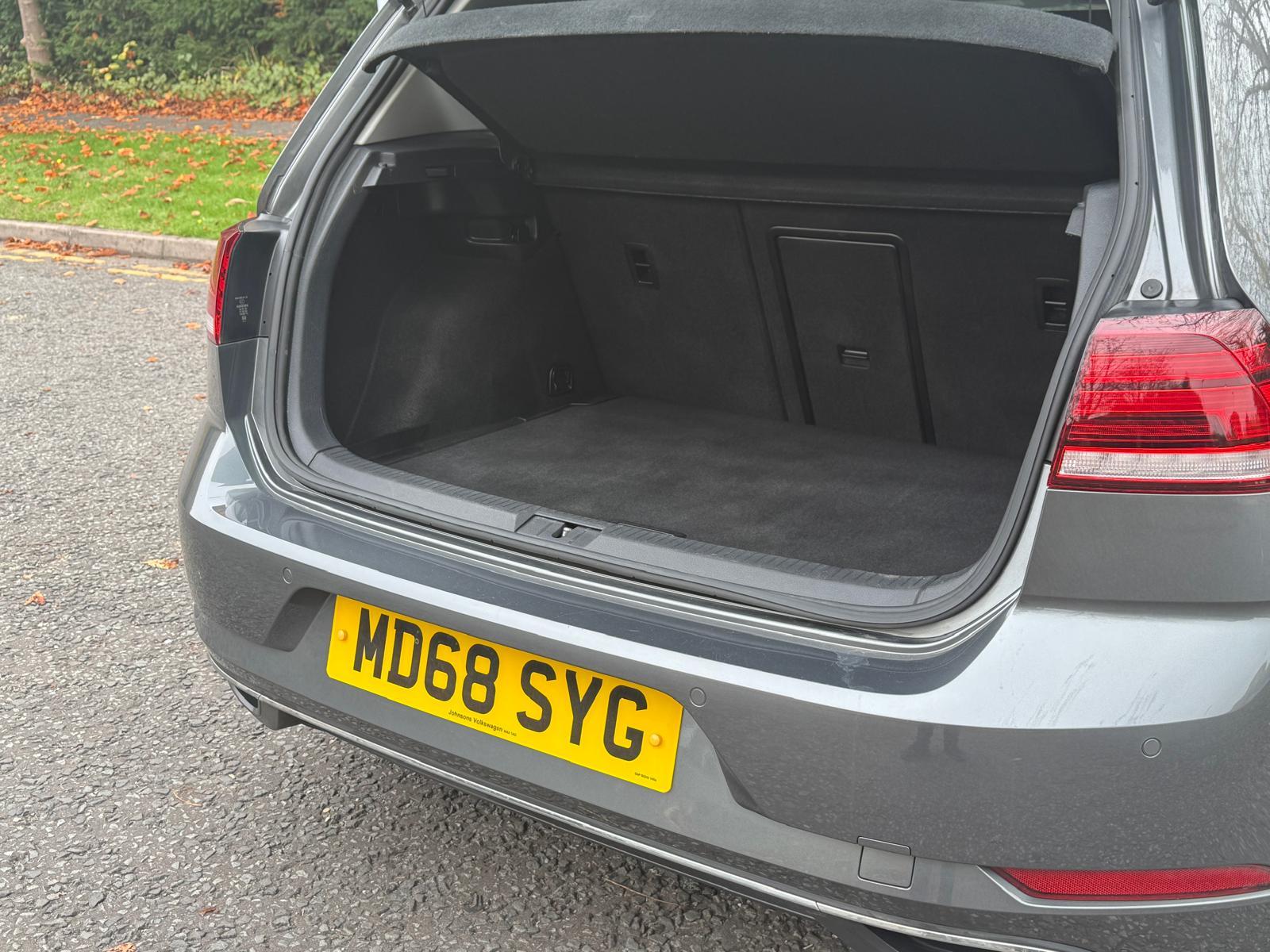 Volkswagen Golf 1.5 TSI EVO SE Nav Hatchback 5dr Petrol Manual Euro 6 (s/s) (130 ps)