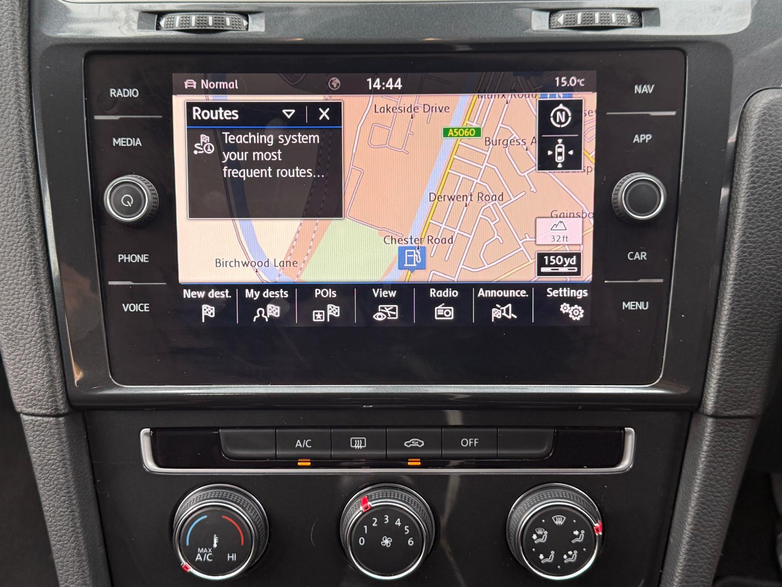 Volkswagen Golf 1.5 TSI EVO SE Nav Hatchback 5dr Petrol Manual Euro 6 (s/s) (130 ps)