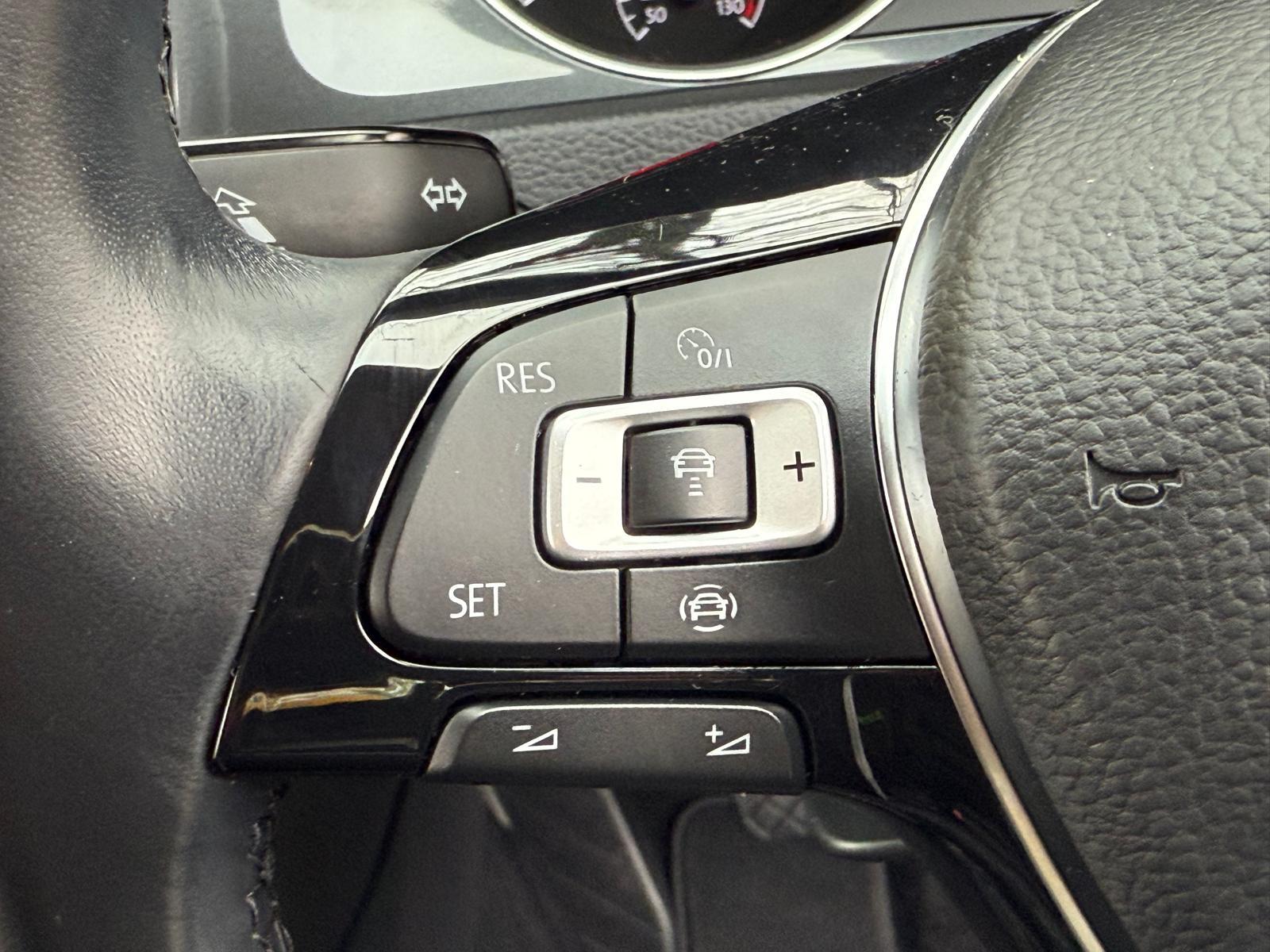 Volkswagen Golf 1.5 TSI EVO SE Nav Hatchback 5dr Petrol Manual Euro 6 (s/s) (130 ps)