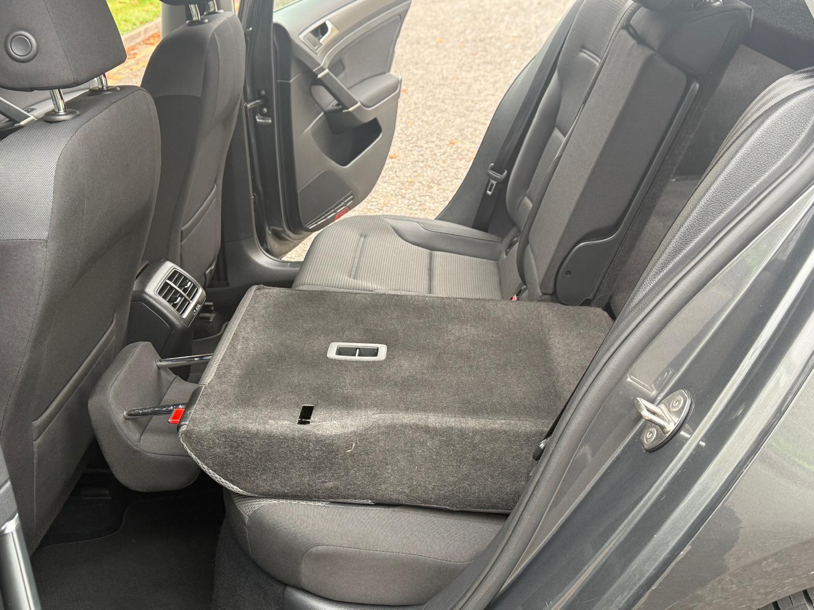 Volkswagen Golf 1.5 TSI EVO SE Nav Hatchback 5dr Petrol Manual Euro 6 (s/s) (130 ps)