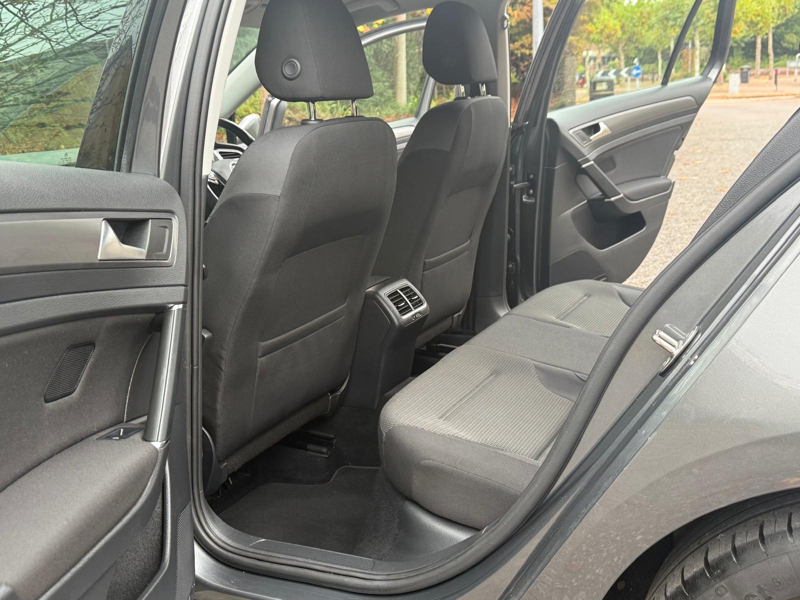 Volkswagen Golf 1.5 TSI EVO SE Nav Hatchback 5dr Petrol Manual Euro 6 (s/s) (130 ps)