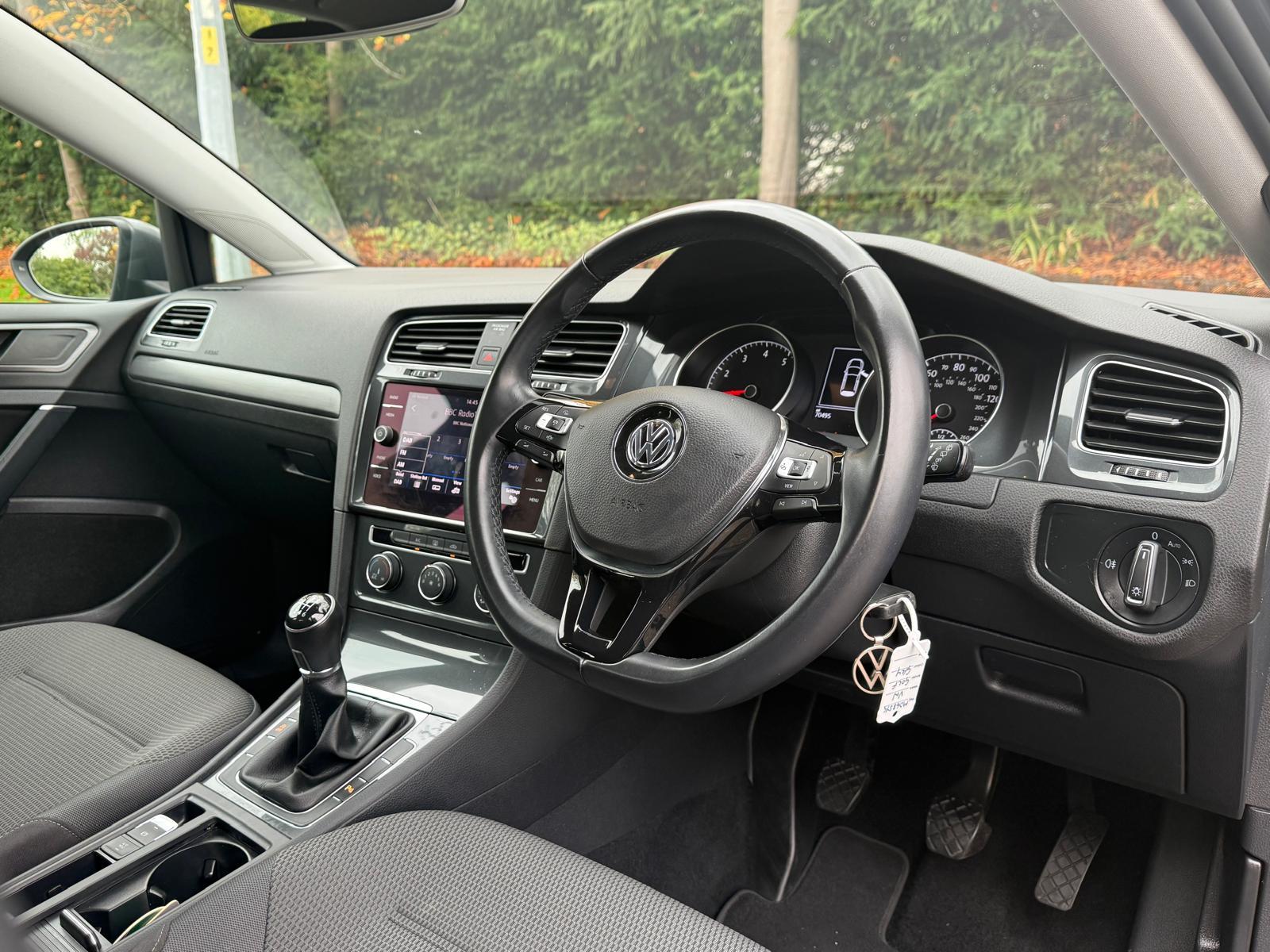 Volkswagen Golf 1.5 TSI EVO SE Nav Hatchback 5dr Petrol Manual Euro 6 (s/s) (130 ps)