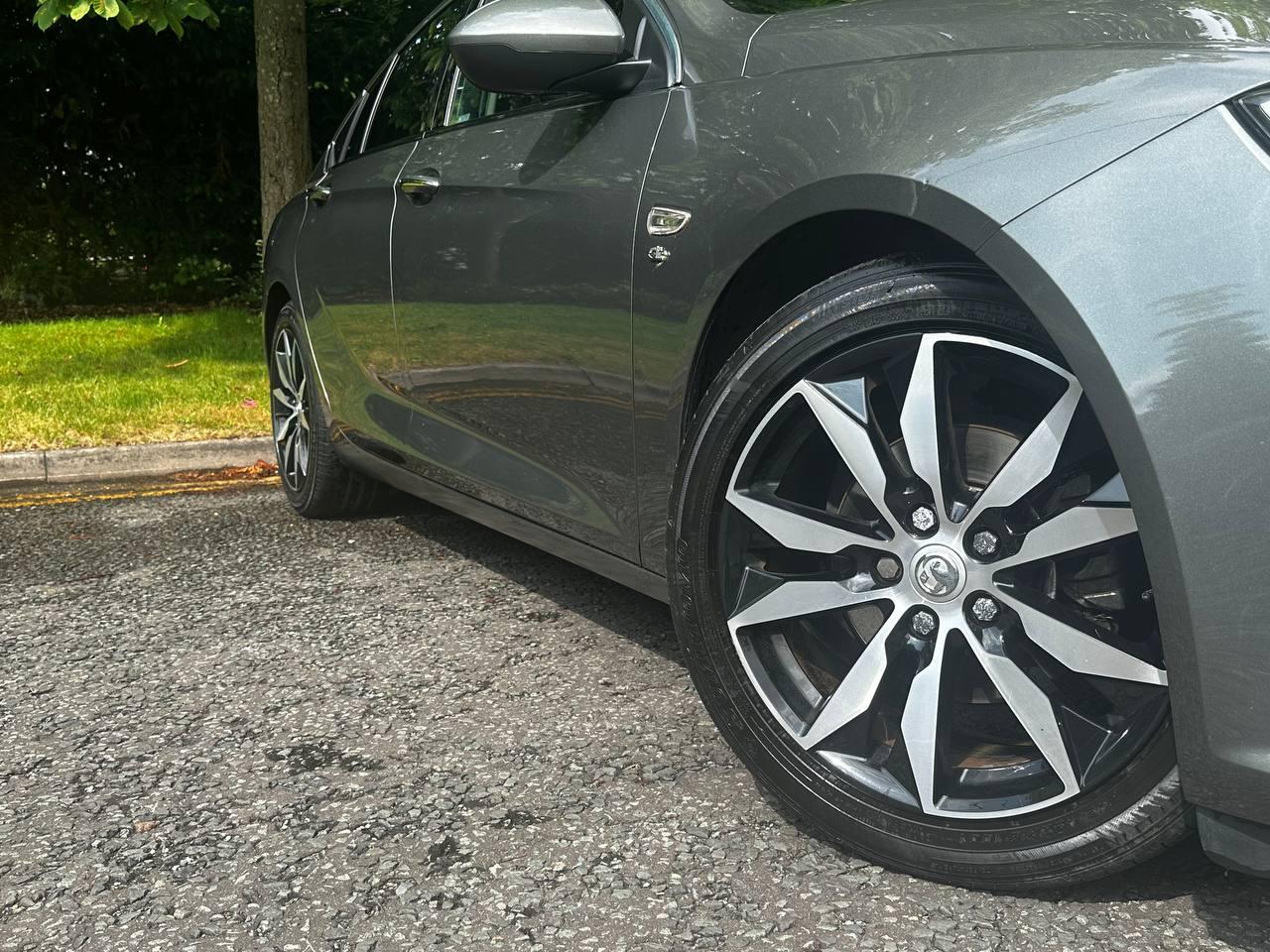 Vauxhall Insignia 1.5i Turbo Elite Nav Grand Sport 5dr Petrol Manual Euro 6 (s/s) (165 ps)