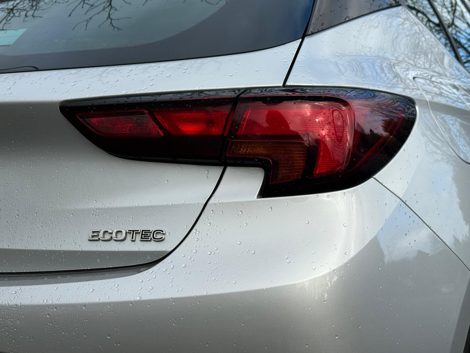 Vauxhall Astra 1.0i Turbo ecoTEC SRi Nav Hatchback 5dr Petrol Manual Euro 6 (s/s) (105 ps)