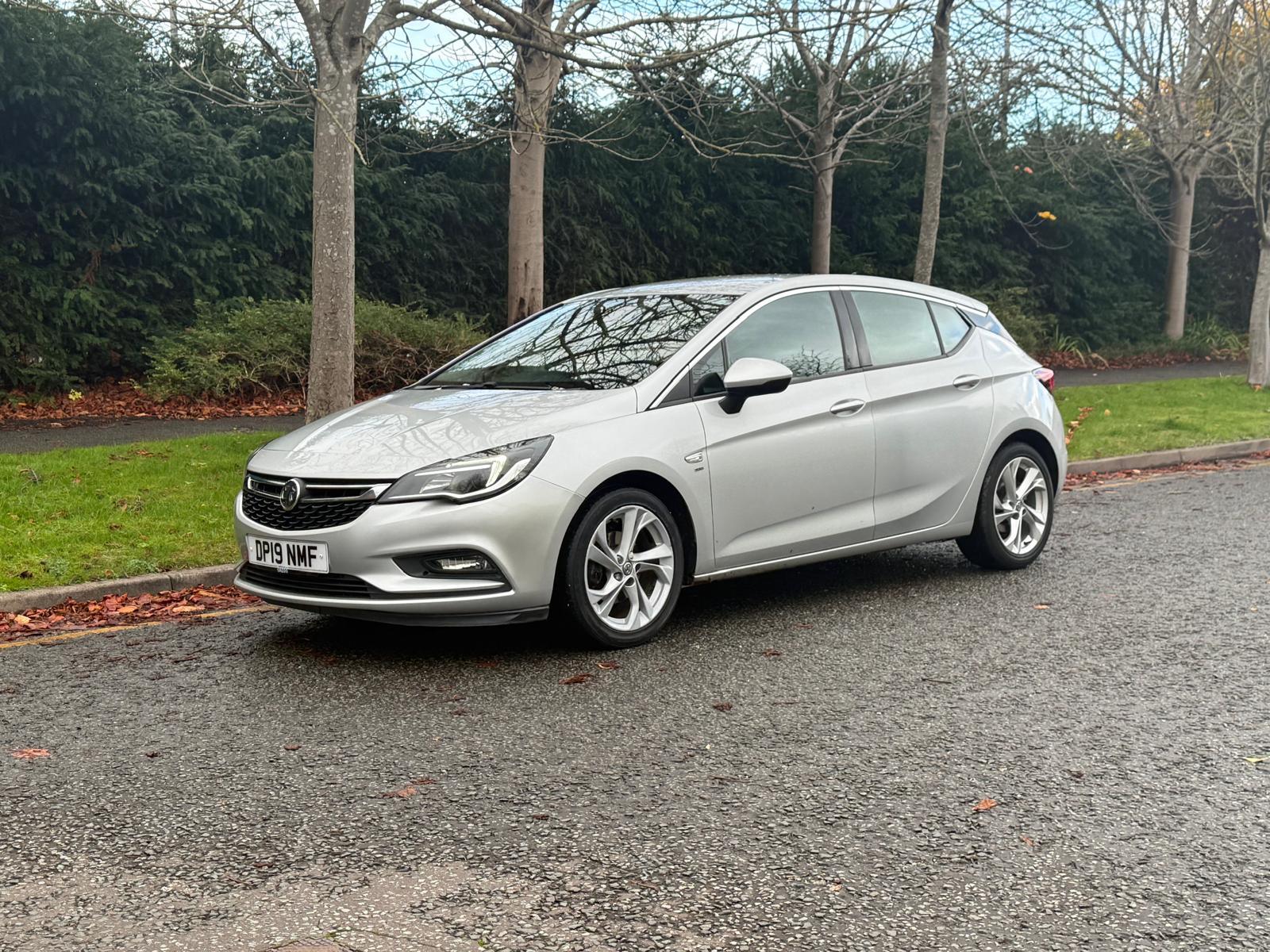 Vauxhall Astra 1.0i Turbo ecoTEC SRi Nav Hatchback 5dr Petrol Manual Euro 6 (s/s) (105 ps)