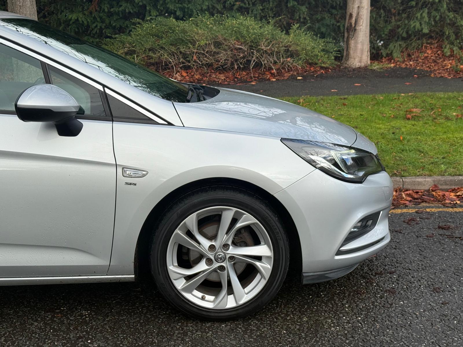 Vauxhall Astra 1.0i Turbo ecoTEC SRi Nav Hatchback 5dr Petrol Manual Euro 6 (s/s) (105 ps)