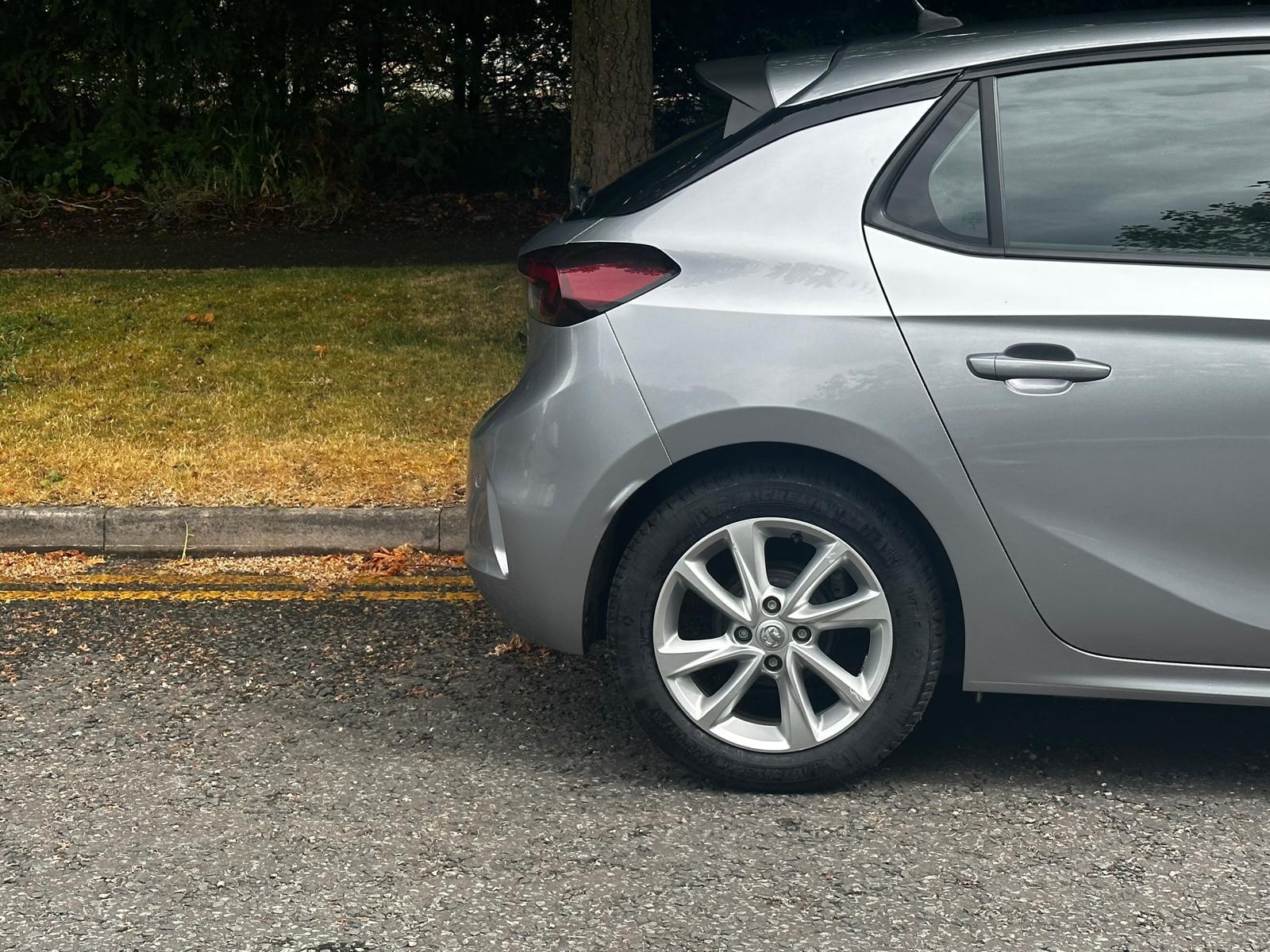 Vauxhall Corsa 1.2 SE Premium Hatchback 5dr Petrol Manual Euro 6 (75 ps)