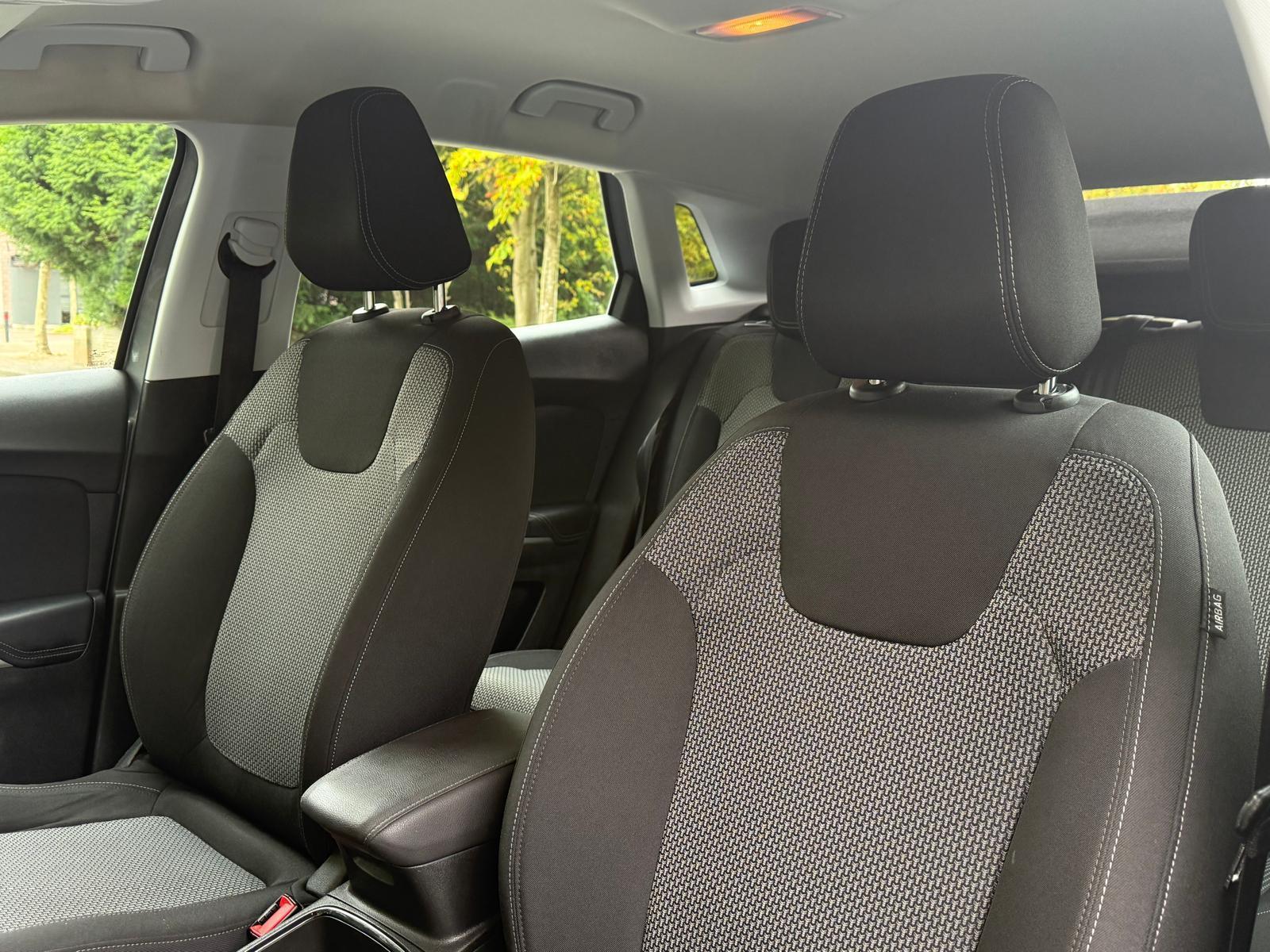 Vauxhall Grandland X 1.2 Turbo SE SUV 5dr Petrol Manual Euro 6 (s/s) (130 ps)