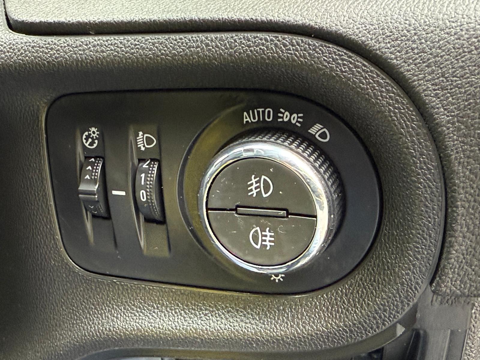 Vauxhall Grandland X 1.2 Turbo SE SUV 5dr Petrol Manual Euro 6 (s/s) (130 ps)