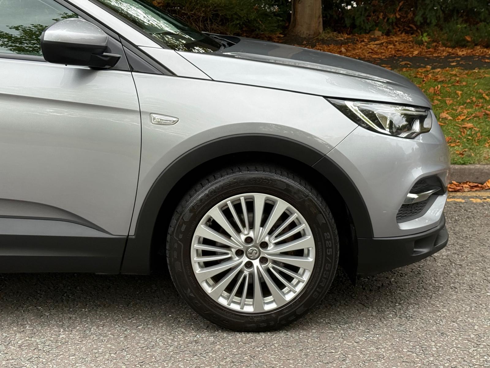 Vauxhall Grandland X 1.2 Turbo SE SUV 5dr Petrol Manual Euro 6 (s/s) (130 ps)