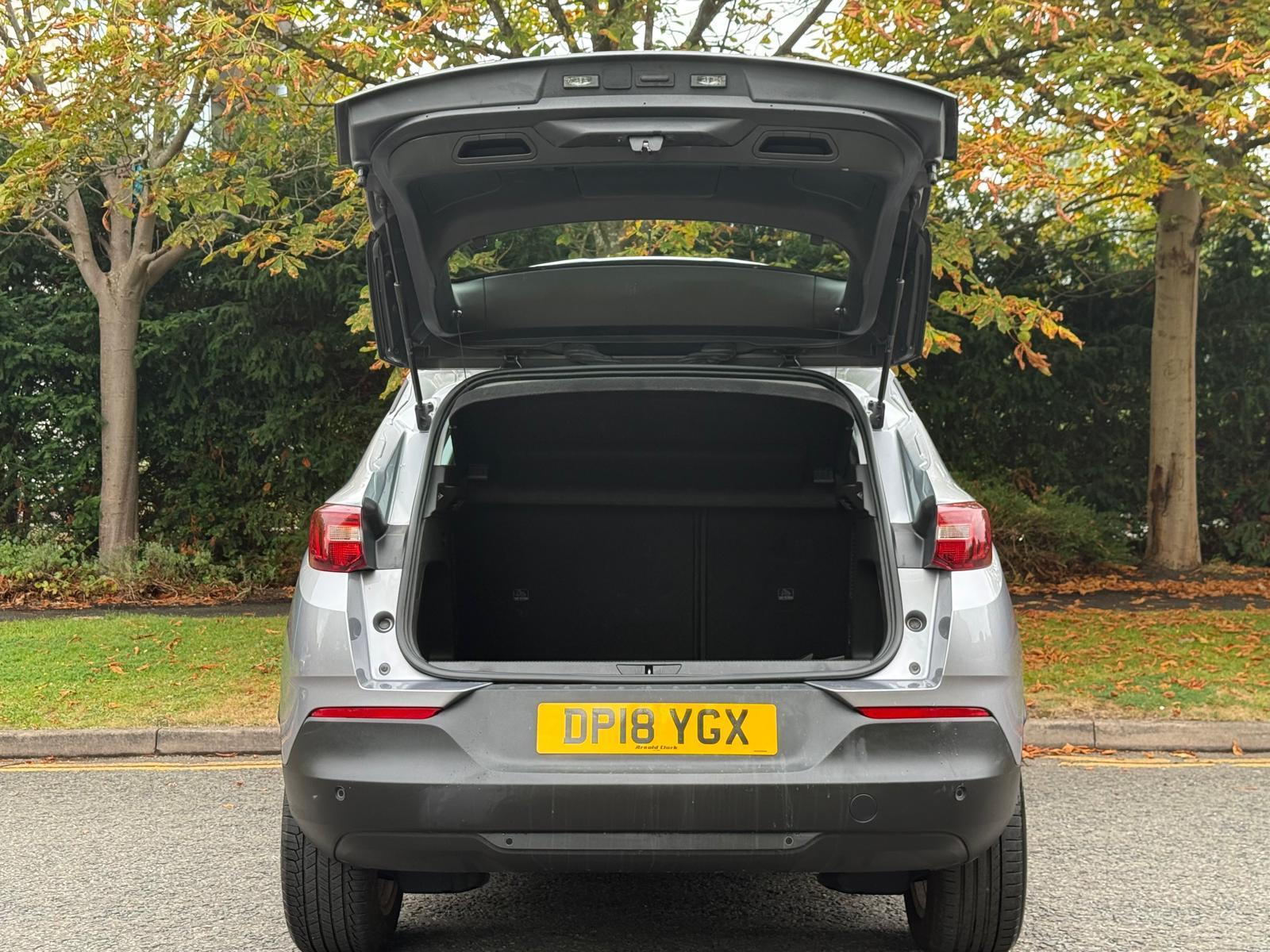 Vauxhall Grandland X 1.2 Turbo SE SUV 5dr Petrol Manual Euro 6 (s/s) (130 ps)