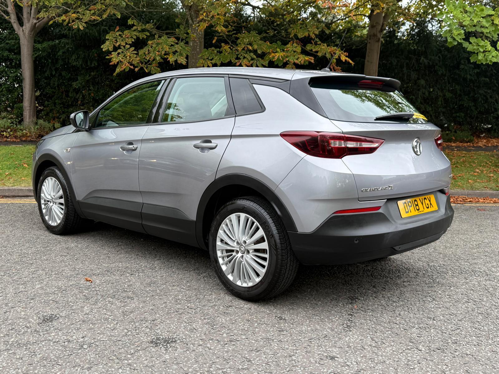 Vauxhall Grandland X 1.2 Turbo SE SUV 5dr Petrol Manual Euro 6 (s/s) (130 ps)