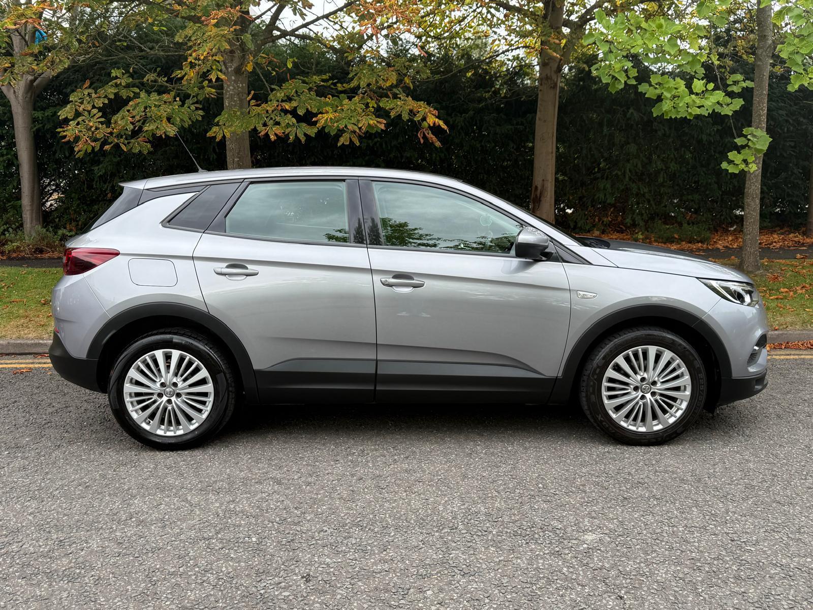 Vauxhall Grandland X 1.2 Turbo SE SUV 5dr Petrol Manual Euro 6 (s/s) (130 ps)