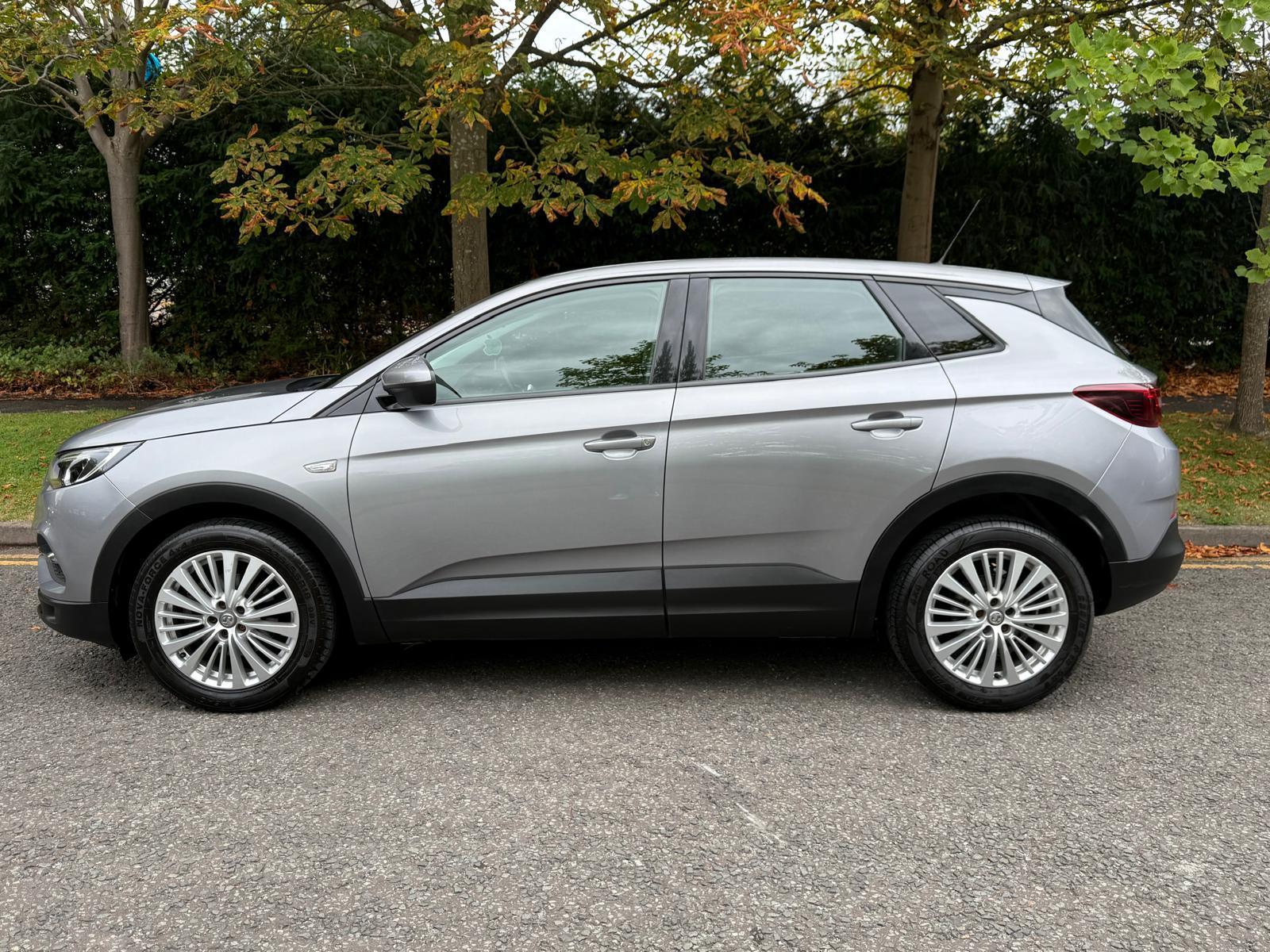 Vauxhall Grandland X 1.2 Turbo SE SUV 5dr Petrol Manual Euro 6 (s/s) (130 ps)