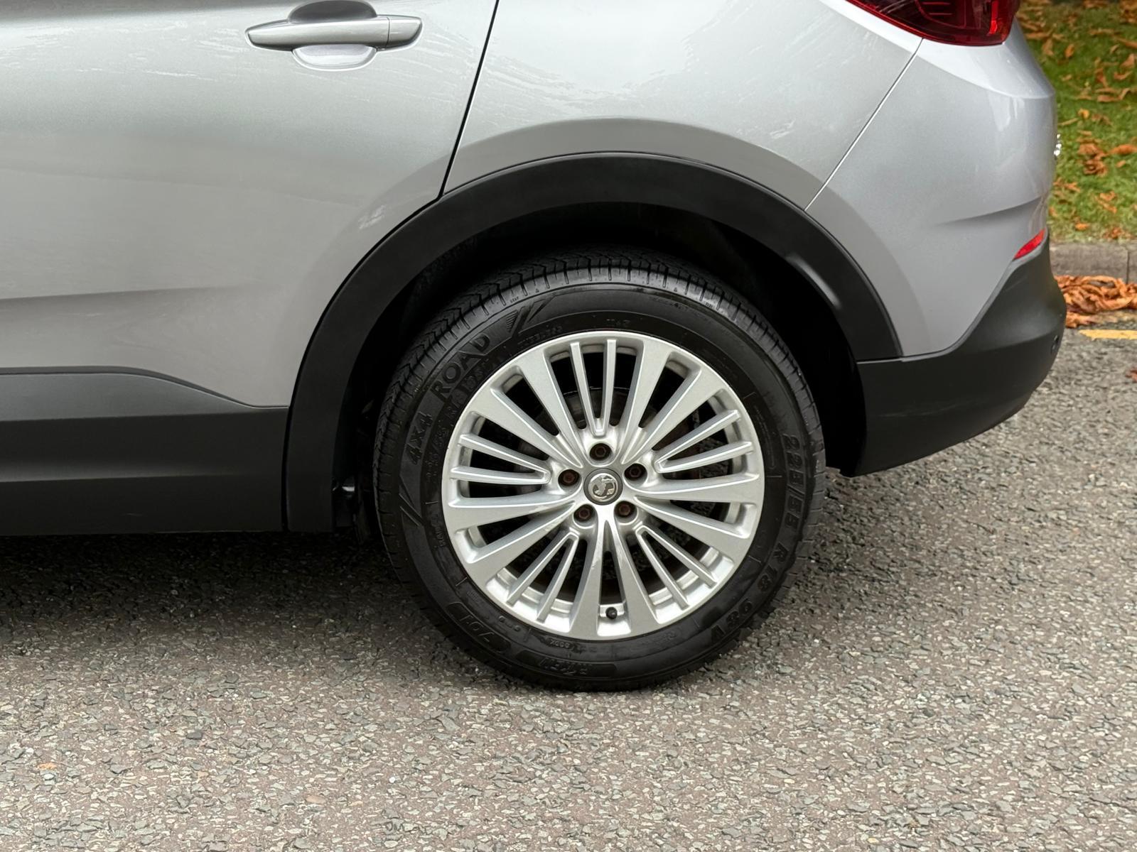 Vauxhall Grandland X 1.2 Turbo SE SUV 5dr Petrol Manual Euro 6 (s/s) (130 ps)