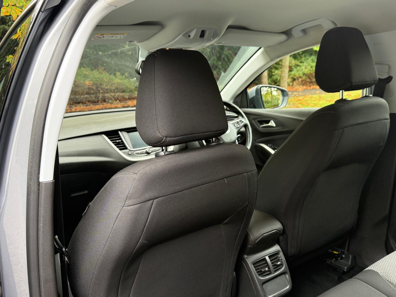 Vauxhall Grandland X 1.2 Turbo SE SUV 5dr Petrol Manual Euro 6 (s/s) (130 ps)