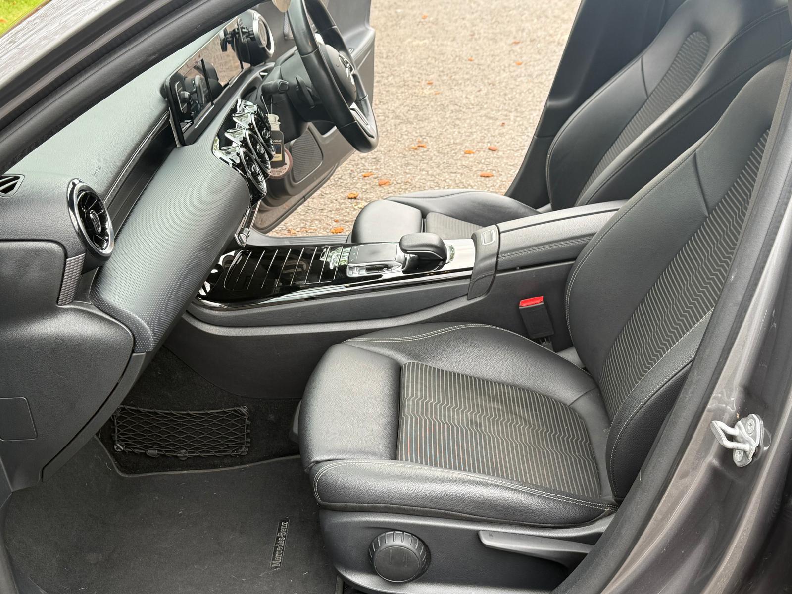 Mercedes-Benz A Class 1.5 A180d Sport Hatchback 5dr Diesel 7G-DCT Euro 6 (s/s) (116 ps)