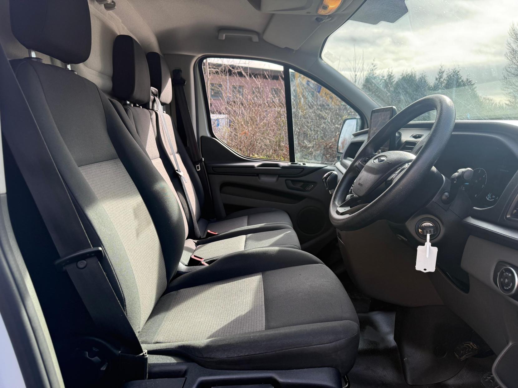 Ford Transit Custom 2.0 300 EcoBlue Leader Panel Van 5dr Diesel Manual L1 H1 Euro 6 (s/s) (130 ps)