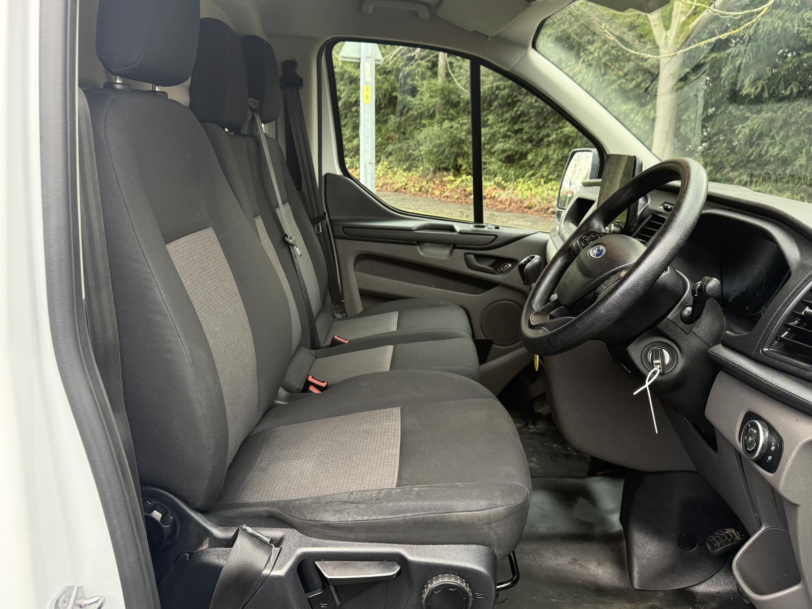 Ford Transit Custom 2.0 300 EcoBlue Leader Panel Van 5dr Diesel Manual L1 H1 Euro 6 (s/s) (130 ps)