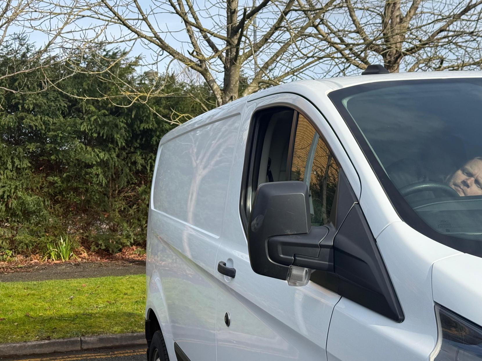 Ford Transit Custom 2.0 300 EcoBlue Leader Panel Van 5dr Diesel Manual L1 H1 Euro 6 (s/s) (130 ps)